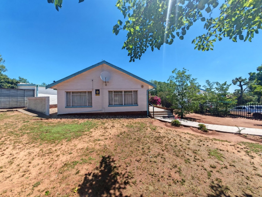 3 Bedroom Property for Sale in Uitsig Free State